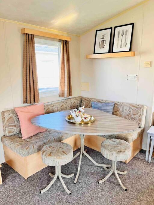 Lola'S Caravan. Your Home Away From Home. Parkeston Luaran gambar